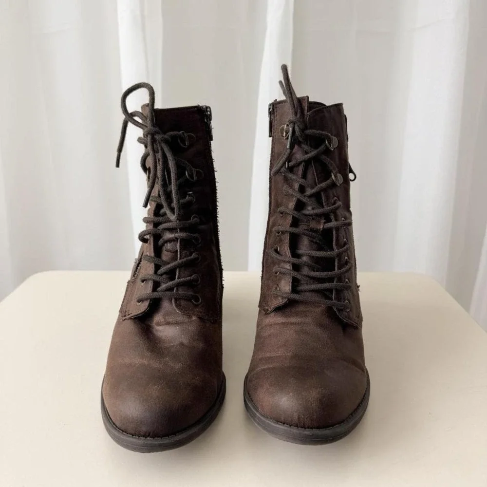 White Mountain‎ Brown Lace Up Ankle Boots Chunky Heel Combat Style Booties 9